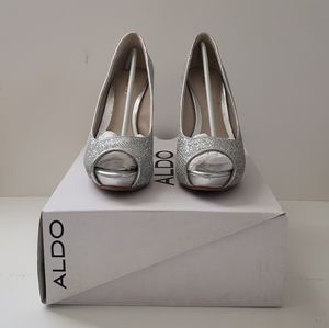 Aldo Shoes Silver Nean 81 Size 6.5